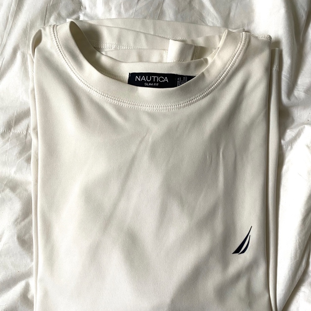 Nautica Men’s Slim Fit T-Shirt